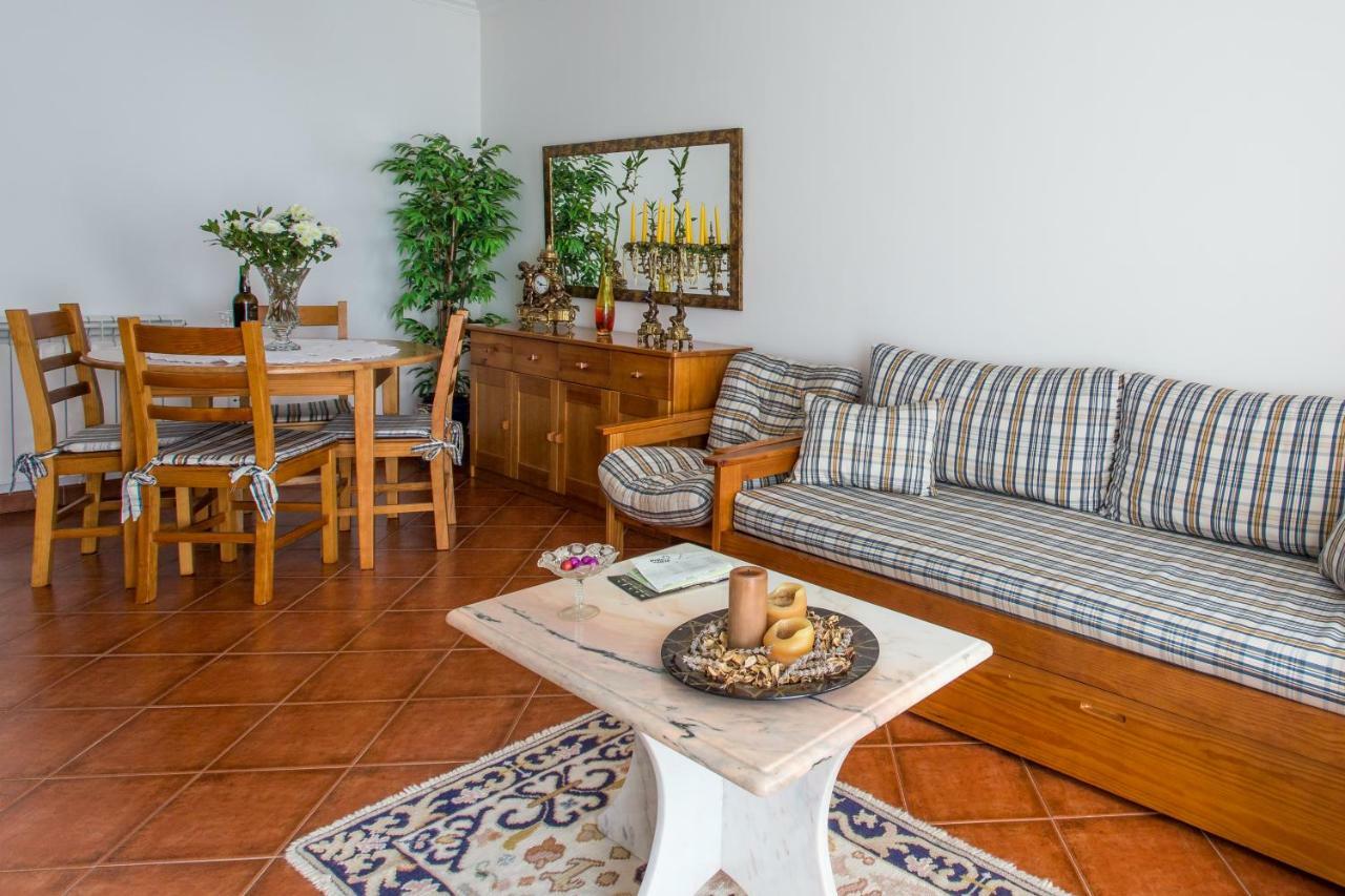 Elegant Sea View Apartment Nazaré Exterior foto